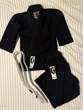 Gameness Air Kids Black Brazilian Jiu-Jitsu (BJJ) Gi Size 00 + White Belt